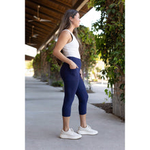 Load image into Gallery viewer, Julia Rose The Nova navy capri leggings with pocket, Women wearing navy capri leggings with side pocket