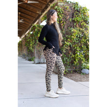 Load image into Gallery viewer, Ready to Ship | The Bianca - Leopard Bats Leggings