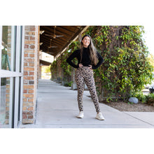 Load image into Gallery viewer, Ready to Ship | The Bianca - Leopard Bats Leggings