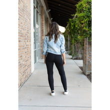Load image into Gallery viewer, Snow leopard panel detail on Buttery soft leopard panel leggings for women by Julia Rose