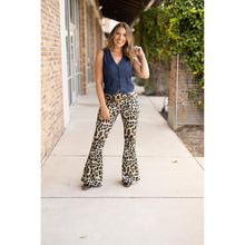 Load image into Gallery viewer, Ready to Ship | The Francesca Leopard Super Flare Leggings*
