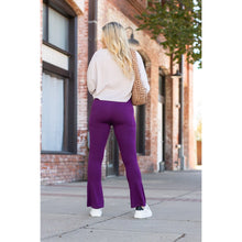 Load image into Gallery viewer, Purple flare yoga pants by Julia Rose
Stretchy high waist purple leggings with pockets and flared leg