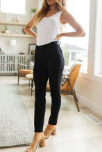 Load image into Gallery viewer, Edith Mid Rise Classic Slim Jeans in Black