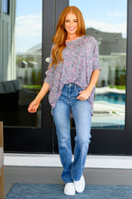 Load image into Gallery viewer, Essential Blouse in Grey and Pink Paisley