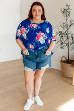 Load image into Gallery viewer, Essential Blouse in Royal and Pink Floral