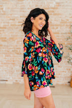 Load image into Gallery viewer, Willow Bell Sleeve Top in Black and Emerald Floral