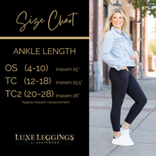 Load image into Gallery viewer, Julia Rose The Riley navy 7/8 ankle length leggings with pockets, high-waisted women’s leggings