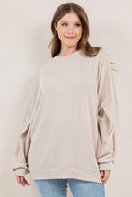 Load image into Gallery viewer, PREORDER: Ribbed Pullover in Four Colors