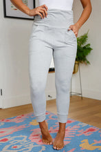 Load image into Gallery viewer, PREORDER: Haley Ruched Waist Leggings in Five Colors