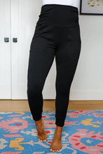 Load image into Gallery viewer, PREORDER: Haley Ruched Waist Legging in Seven Colors
