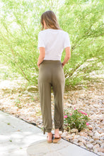 Load image into Gallery viewer, First Class Pants In Olive