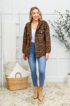 Load image into Gallery viewer, Becca Hi-Waisted Embroidered Pocket Relaxed Jeans