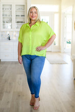 Load image into Gallery viewer, Bright Idea Button Down in Citrus