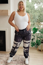 Load image into Gallery viewer, Can't Tie Me Down Joggers