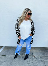 Load image into Gallery viewer, PREORDER: New Mexico Cardigan in Assorted Prints