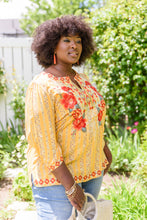 Load image into Gallery viewer, Freehand Art Shirt