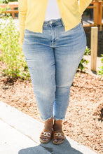 Load image into Gallery viewer, Kandis Mid-Rise Bleach Splash Jeans