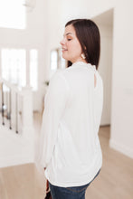 Load image into Gallery viewer, Picture This Top In Off White