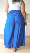 Load image into Gallery viewer, PREORDER: Smocked Waist Pants in Assorted Prints