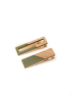 Load image into Gallery viewer, Two Tone Hair Clip Set in Green