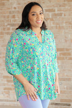 Load image into Gallery viewer, Lizzy Top in Emerald Floral