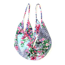Load image into Gallery viewer, California Dreaming Shoulder Bag
