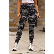 Load image into Gallery viewer, Julia Rose Charlie camo full-length leggings, Women wearing Charlie camo leggings high waisted
