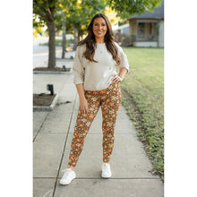 Load image into Gallery viewer, Ready to Ship  |  The Autumn - Fall Leaves Leggings
