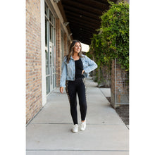 Load image into Gallery viewer, Stylish leopard print panel leggings for everyday wear
