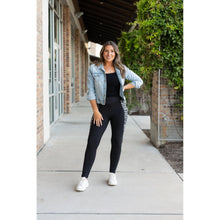 Load image into Gallery viewer, Snow leopard panel detail on  Buttery soft leopard panel leggings for women by Julia Rose
