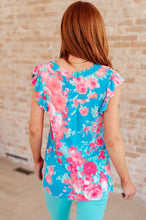 Load image into Gallery viewer, Lizzy Flutter Sleeve Top in Blue and Pink Roses
