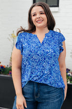 Load image into Gallery viewer, Lizzy Flutter Sleeve Top in Royal Blue and White Floral
