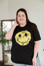 Load image into Gallery viewer, Vintage Smiley Face Graphic Tee
