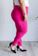 Load image into Gallery viewer, Magic Skinny 28&quot; Pants in Hot Pink
