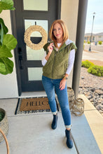 Load image into Gallery viewer, PREORDER: Cheyenne Hooded Puffer Vest in Two Colors
