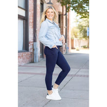 Load image into Gallery viewer, Julia Rose The Riley navy 7/8 ankle length leggings with pockets, high-waisted women’s leggings
