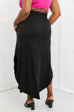 Load image into Gallery viewer, Zenana It&#39;s My Time Full Size Side Scoop Scrunch Skirt in Black

