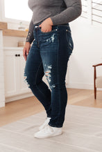 Load image into Gallery viewer, Bleach Splash Boyfriend Jeans

