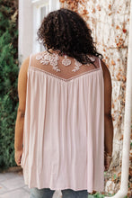 Load image into Gallery viewer, Floral Embroidered Swing Top in Pink
