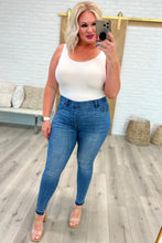 Load image into Gallery viewer, Amanda High Rise Pull on Release Hem Skinny Jeans
