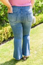 Load image into Gallery viewer, La Mode Contrast Trouser Flare Jeans
