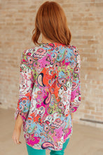 Load image into Gallery viewer, Lizzy Top in Pink Paisley Mix Print
