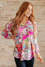 Load image into Gallery viewer, Lizzy Top in Pink Paisley Mix Print
