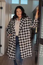 Load image into Gallery viewer, Monochromatic Moment Plaid Coat
