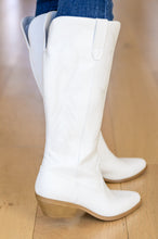 Load image into Gallery viewer, Shania Cowgirl Boots In White
