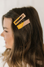 Load image into Gallery viewer, Two Tone Hair Clip Set in Yellow
